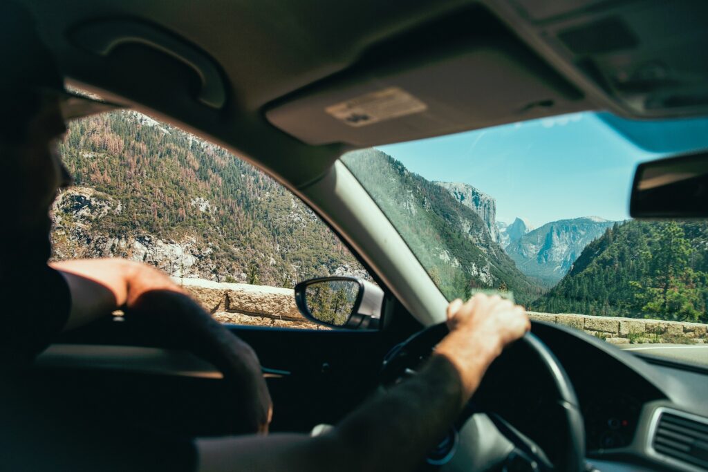 Mise à disposition pour vos journées, évènements ou soirée - Chauffeur privé pour transferts aéroport, gare et stations de ski à Grenoble.