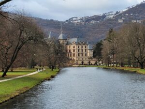 5 lieux secrets à découvrir autour de Grenoble en VTC