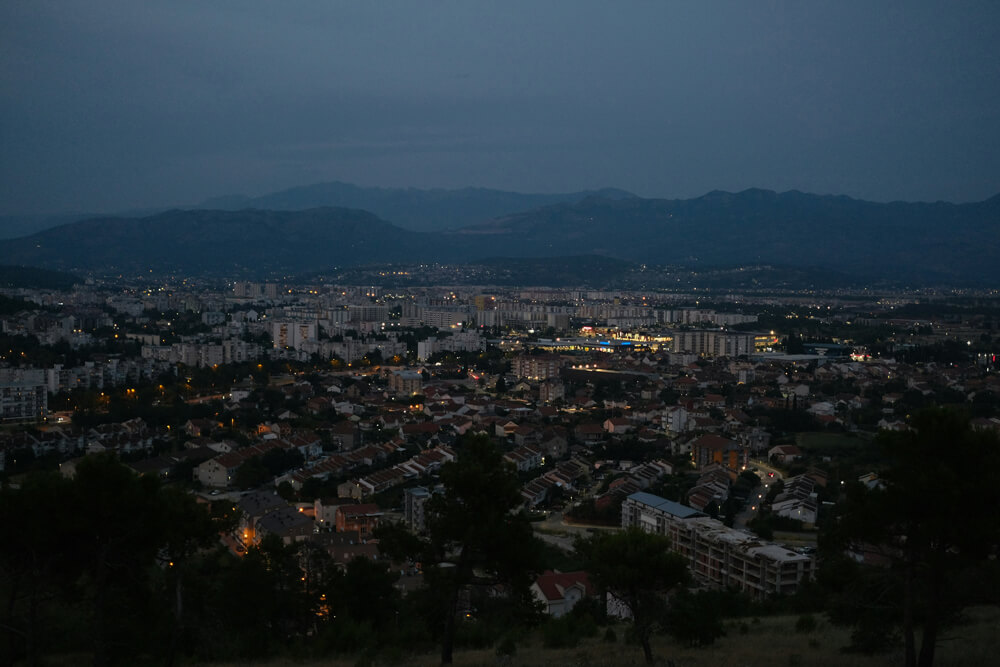 Se déplacer la nuit à Grenoble : pourquoi le VTC est l’alternative la plus sûre ?